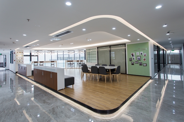 IMG_3527.jpg IMG_3527.jpg