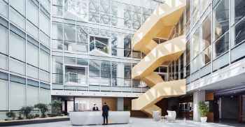 洒满阳光的浓缩小城市-感受上海的办公楼的装修