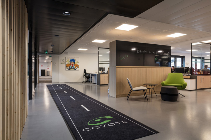 Popoffices-Coyote-HQ-Suresnes-Artdesk-Group-03-720.jpg