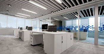 办公室装饰设计怎么扩充空间？