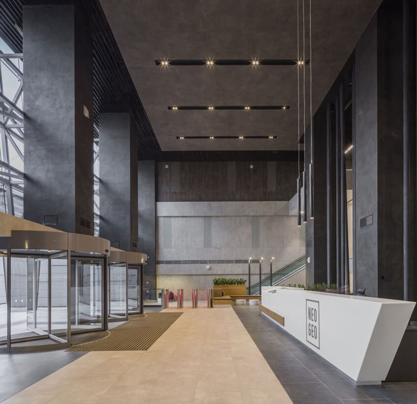 办公楼前门 办公楼前门