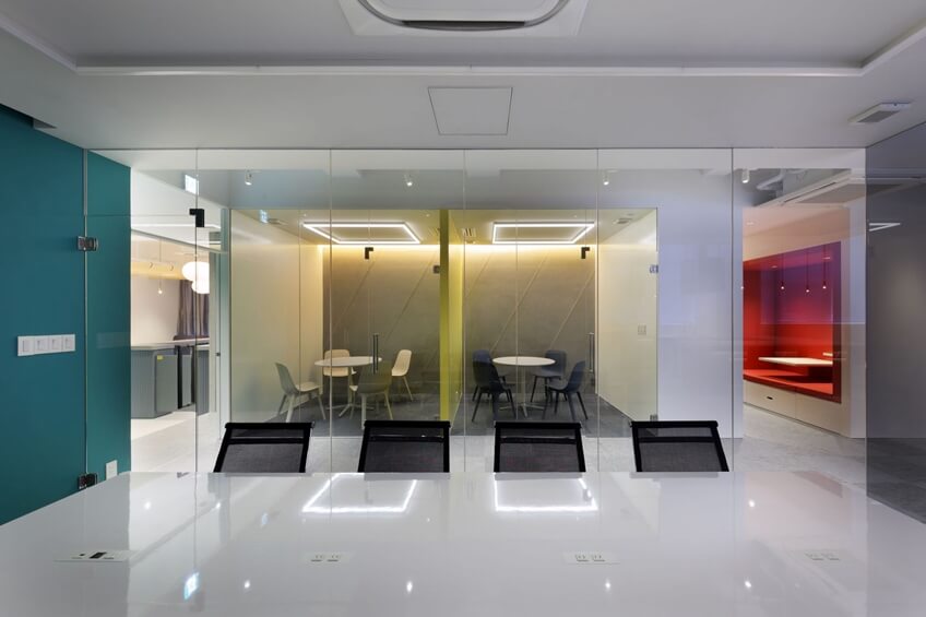 装修办公室公司 会议室