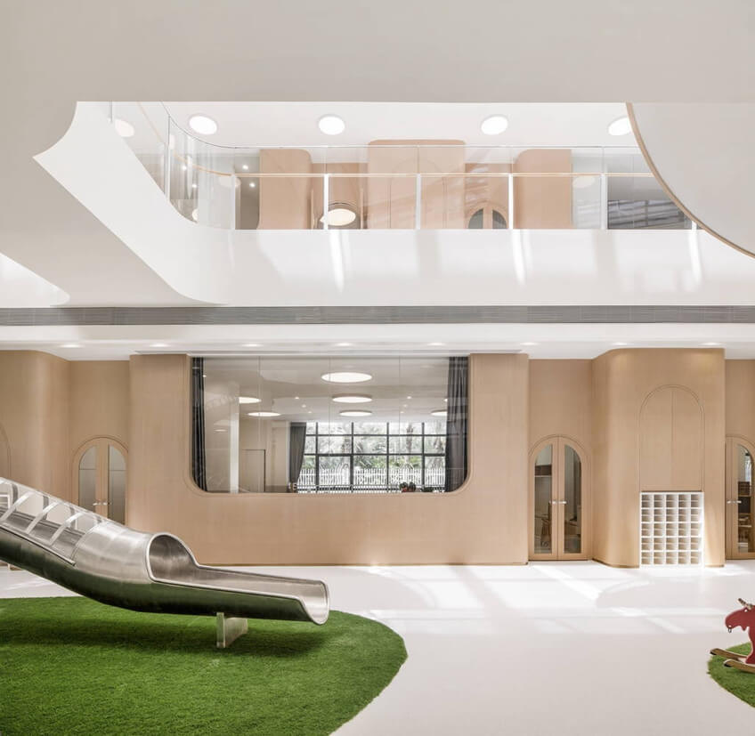 装修设计公司 中庭空间 装修设计公司 中庭空间