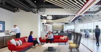 前瞻性设计与愉悦氛围打造的办公室-广州装修公司