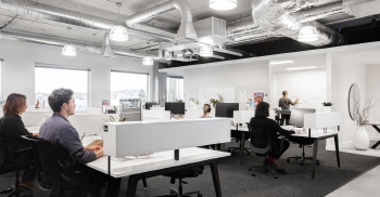 地方性随机变换恰当办公空间-广州 办公室装修