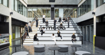 创建动态办公室装修-展现特定公司文化