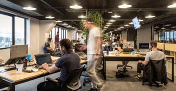 工业风办公空间装修设计-为轻松愉快而设计