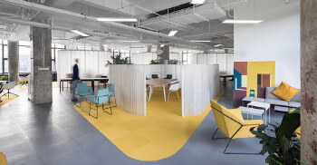 汽包围墙灵活规划办公空间-东莞办公室装修