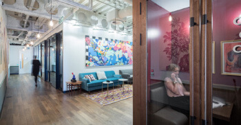 正念空间办公装修设计-创建怀古工业风环境