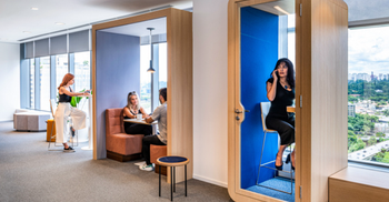 办公室设计公司-将巴西色彩和自然纹理结合与环境中