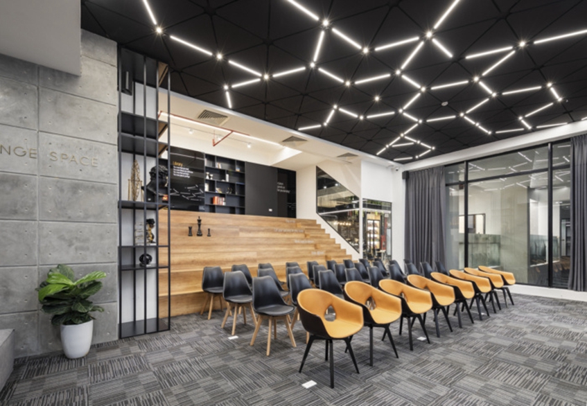 现代化办公室装修设计