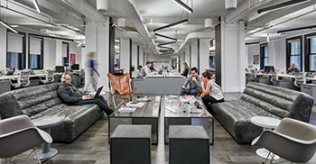 旧办公大楼装修设计成黑白简约时尚风格