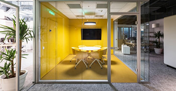 中型办公室装修设计打造个性布局办公元素