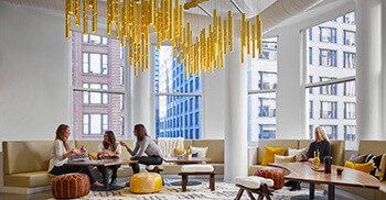 装修办公室设计融入公园元素塑造优雅工业风