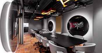 受到火星启发的现代化办公室装修