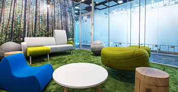 团队的高效与归属源于办公室的灵活和舒适