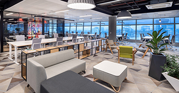 办公空间设计特别强调使用卓越的声学解决方案