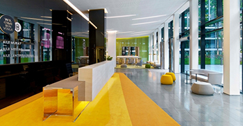 办公室设计将大自然作为主要的灵感来源 引入户外元素平衡室内科技