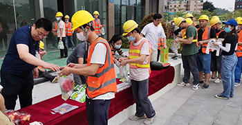 感谢丨小鹏汽车领导赴华观路办公楼装修施工现场 深情慰问凯悦建设一线施工人员