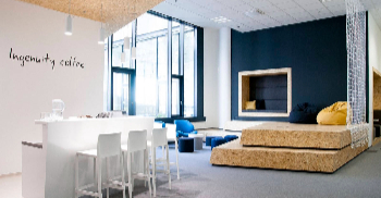 #办公室装修#室内设计的主要元素是OSB结构 辅以企业蓝色