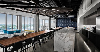 办公空间设计：酷黑与大理石纹路的搭配 将空间的格调提升至轻奢典雅