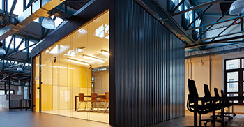 办公室空间设计——呈现出宁静、清冽、力量和通透的质感