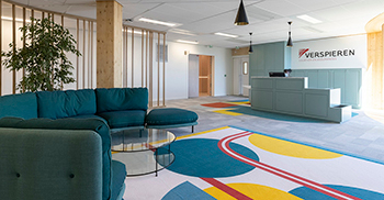 办公楼设计装修——以舒适的家具和温暖的配色营造欢欣愉悦的亲和氛围