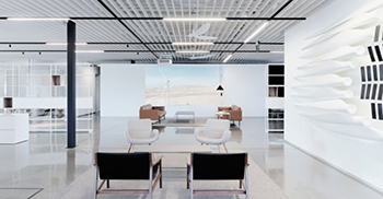 办公室空间设计装修：通过横跨地板的线性图形系统强调视觉连接