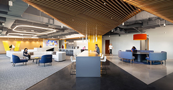 办公空间设计：入口唤起温馨的客厅和其他设计元素