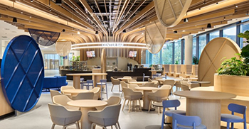 公司办公室装修设计：为个人自由和不同的工作方式留出空间