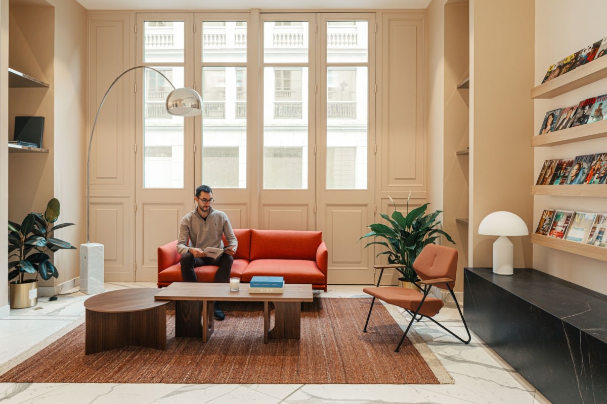 接待室.jpg 接待室.jpg